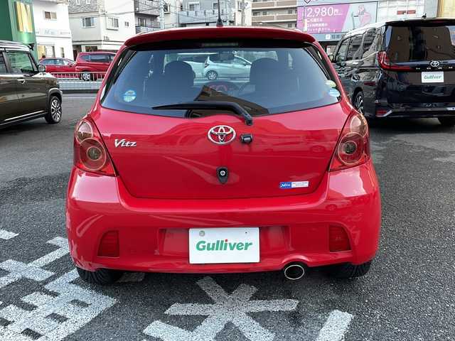 トヨタ ヴィッツ RS 大阪府 2005(平17)年 2.5万km スーパーレッドⅤ 純正ナビ/バックカメラ/ワンオーナー/純正アルミホイール/純正フロアマット/ABS/カーテンエアバッグ