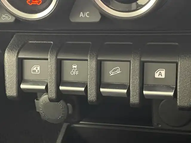 スズキ ジムニー XC 愛知県 2019(令1)年 5.8万km ブルーイッシュブラックパール3 社外ＤＡ　ＭＴ車　ＥＴＣ　ドラレコ　禁煙車　Ｂｌｕｅｔｏｏｔｈ　寒冷地仕様　シートヒーター　クルコン　純正アルミホイール　衝突軽減　ＬＥＤオートライト　レーンキープ　ダウンヒルアシスト　ターボ搭載車　プッシュスタート　スマートキー　