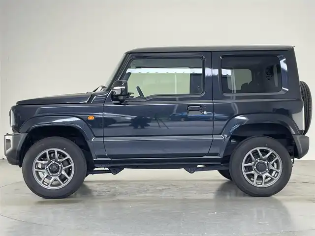 スズキ ジムニー XC 愛知県 2019(令1)年 5.8万km ブルーイッシュブラックパール3 社外ＤＡ　ＭＴ車　ＥＴＣ　ドラレコ　禁煙車　Ｂｌｕｅｔｏｏｔｈ　寒冷地仕様　シートヒーター　クルコン　純正アルミホイール　衝突軽減　ＬＥＤオートライト　レーンキープ　ダウンヒルアシスト　ターボ搭載車　プッシュスタート　スマートキー　