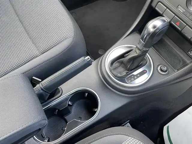 フォルクスワーゲン ザ・ビートル デザイン 和歌山県 2012(平24)年 7.9万km ライトブルー carrozzeria製社外ナビ(フルセグTV/FM/AM/CD/DVD/SD/iPod/Bluetooth/USB/AUX)/バックカメラ/ETC/クルーズコントロール/取扱説明書/保証書