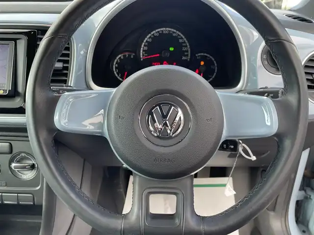 フォルクスワーゲン ザ・ビートル デザイン 和歌山県 2012(平24)年 7.9万km ライトブルー carrozzeria製社外ナビ(フルセグTV/FM/AM/CD/DVD/SD/iPod/Bluetooth/USB/AUX)/バックカメラ/ETC/クルーズコントロール/取扱説明書/保証書