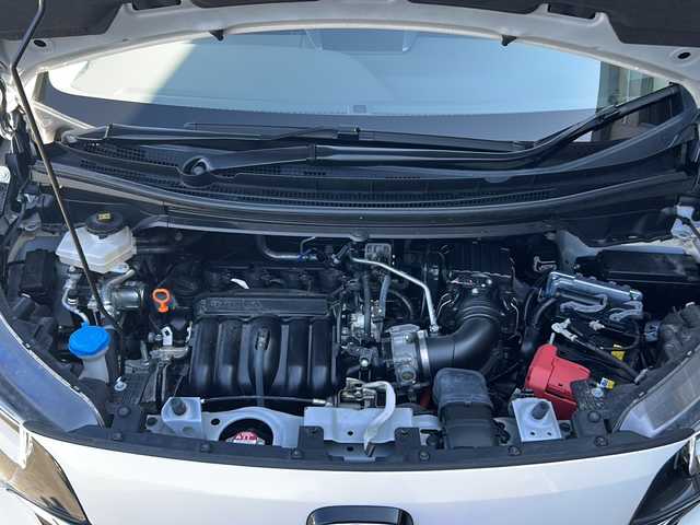 ホンダ フリード ハイブリット G 福島県 2023(令5)年 1.4万km プラチナホワイトパール ホンダセンシング　両側パワスラ　バックＣ　ＫＥＮＷＯＯＤナビ　フルセグ　ＢＴ　ワイパーデアイサー　追従クルコン　前方ドラレコ　ビルトインＥＴＣ　前席シートヒーター　ＬＥＤアクティブコーナリングライト