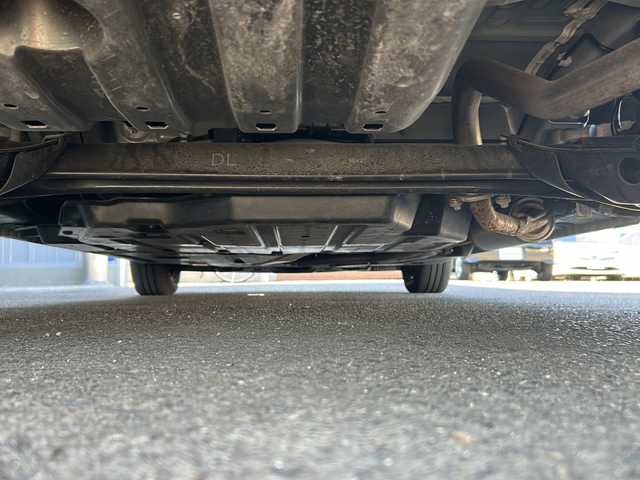 ホンダ フリード ハイブリット G 福島県 2023(令5)年 1.4万km プラチナホワイトパール ホンダセンシング　両側パワスラ　バックＣ　ＫＥＮＷＯＯＤナビ　フルセグ　ＢＴ　ワイパーデアイサー　追従クルコン　前方ドラレコ　ビルトインＥＴＣ　前席シートヒーター　ＬＥＤアクティブコーナリングライト