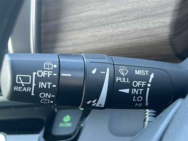 ホンダ フリード ハイブリット G 福島県 2023(令5)年 1.4万km プラチナホワイトパール ホンダセンシング　両側パワスラ　バックＣ　ＫＥＮＷＯＯＤナビ　フルセグ　ＢＴ　ワイパーデアイサー　追従クルコン　前方ドラレコ　ビルトインＥＴＣ　前席シートヒーター　ＬＥＤアクティブコーナリングライト