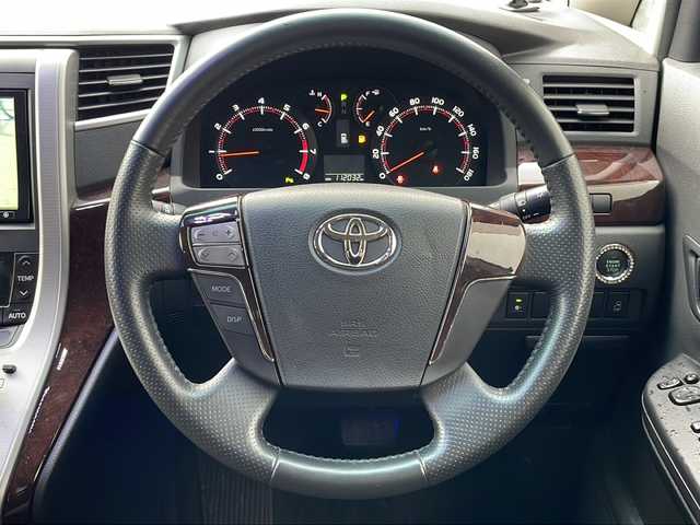 トヨタ ヴェルファイア 2．4Z 福井県 2012(平24)年 11.2万km ホワイトパールクリスタルシャイン (株)IDOMが運営する【じしゃロン福井店】の自社ローン専用車両になりますこちらは現金またはオートローンご利用時の価格です。自社ローンご希望の方は別途その旨お申付け下さい/純正HDDナビ/Bluetooth/フルセグTV/CD/DVD/バックカメラ/前後コーナーセンサー/オートライト/フォグライト/パワースライドドア/ドライブレコーダー/レーダー探知機/ETC/純正アルミホイール/ウォークスルー/オットマン/ドアバイザー/ステアリングスイッチ/プッシュスタート/スマートキー/スペアキー/保証書、取扱説明書