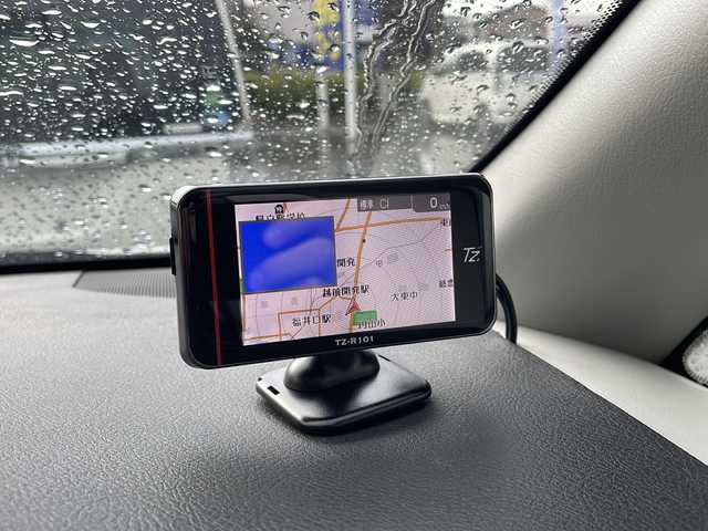 トヨタ ヴェルファイア 2．4Z 福井県 2012(平24)年 11.2万km ホワイトパールクリスタルシャイン (株)IDOMが運営する【じしゃロン福井店】の自社ローン専用車両になりますこちらは現金またはオートローンご利用時の価格です。自社ローンご希望の方は別途その旨お申付け下さい/純正HDDナビ/Bluetooth/フルセグTV/CD/DVD/バックカメラ/前後コーナーセンサー/オートライト/フォグライト/パワースライドドア/ドライブレコーダー/レーダー探知機/ETC/純正アルミホイール/ウォークスルー/オットマン/ドアバイザー/ステアリングスイッチ/プッシュスタート/スマートキー/スペアキー/保証書、取扱説明書