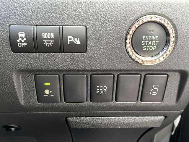 トヨタ ヴェルファイア 2．4Z 福井県 2012(平24)年 11.2万km ホワイトパールクリスタルシャイン (株)IDOMが運営する【じしゃロン福井店】の自社ローン専用車両になりますこちらは現金またはオートローンご利用時の価格です。自社ローンご希望の方は別途その旨お申付け下さい/純正HDDナビ/Bluetooth/フルセグTV/CD/DVD/バックカメラ/前後コーナーセンサー/オートライト/フォグライト/パワースライドドア/ドライブレコーダー/レーダー探知機/ETC/純正アルミホイール/ウォークスルー/オットマン/ドアバイザー/ステアリングスイッチ/プッシュスタート/スマートキー/スペアキー/保証書、取扱説明書