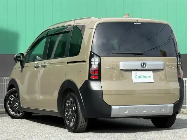 ホンダ フリード ハイブリット e:HEV クロスター 千葉県 2025(令7)年 1.7万km ベージュ 純正9インチメモリーナビ/フルセグTV/USB/Bluetooth/ワンオーナー/両側パワースライドドア/レーダークルーズコントロール/前後ドライブレコーダー/ホンダセンシング/ETC/ブラインドスポットモニター/シートヒーター/オートライト/LEDヘッドライト/フォグランプ/スマートキー/プッシュスタート/純正15インチAW