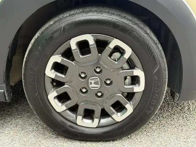 ホンダ フリード ハイブリット e:HEV クロスター 千葉県 2025(令7)年 1.7万km ベージュ 純正9インチメモリーナビ/フルセグTV/USB/Bluetooth/ワンオーナー/両側パワースライドドア/レーダークルーズコントロール/前後ドライブレコーダー/ホンダセンシング/ETC/ブラインドスポットモニター/シートヒーター/オートライト/LEDヘッドライト/フォグランプ/スマートキー/プッシュスタート/純正15インチAW