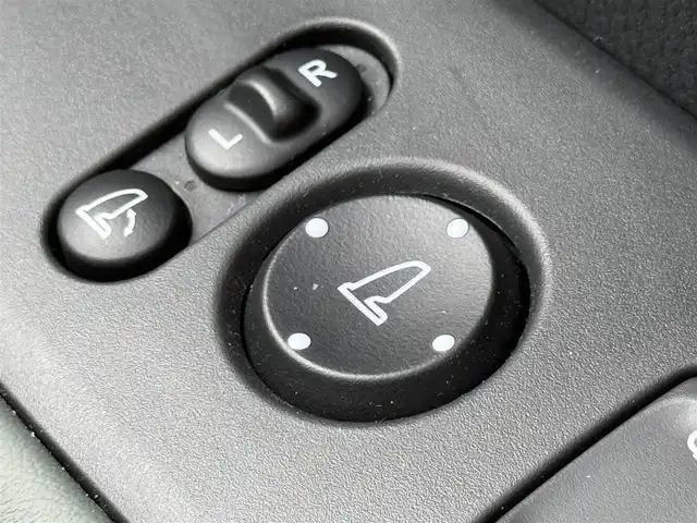 ホンダ フリード ハイブリット e:HEV クロスター 千葉県 2025(令7)年 1.7万km ベージュ 純正9インチメモリーナビ/フルセグTV/USB/Bluetooth/ワンオーナー/両側パワースライドドア/レーダークルーズコントロール/前後ドライブレコーダー/ホンダセンシング/ETC/ブラインドスポットモニター/シートヒーター/オートライト/LEDヘッドライト/フォグランプ/スマートキー/プッシュスタート/純正15インチAW