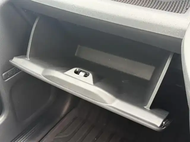 ホンダ フリード ハイブリット e:HEV クロスター 千葉県 2025(令7)年 1.7万km ベージュ 純正9インチメモリーナビ/フルセグTV/USB/Bluetooth/ワンオーナー/両側パワースライドドア/レーダークルーズコントロール/前後ドライブレコーダー/ホンダセンシング/ETC/ブラインドスポットモニター/シートヒーター/オートライト/LEDヘッドライト/フォグランプ/スマートキー/プッシュスタート/純正15インチAW