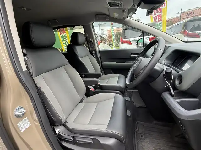 ホンダ フリード ハイブリット e:HEV クロスター 千葉県 2025(令7)年 1.7万km ベージュ 純正9インチメモリーナビ/フルセグTV/USB/Bluetooth/ワンオーナー/両側パワースライドドア/レーダークルーズコントロール/前後ドライブレコーダー/ホンダセンシング/ETC/ブラインドスポットモニター/シートヒーター/オートライト/LEDヘッドライト/フォグランプ/スマートキー/プッシュスタート/純正15インチAW