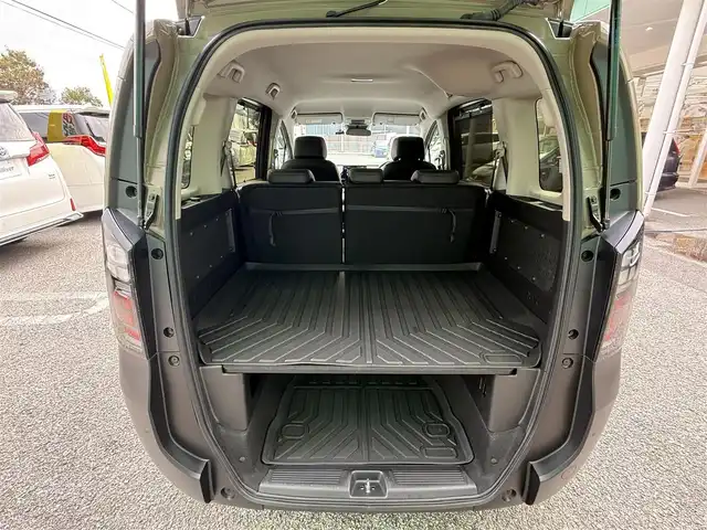 ホンダ フリード ハイブリット e:HEV クロスター 千葉県 2025(令7)年 1.7万km ベージュ 純正9インチメモリーナビ/フルセグTV/USB/Bluetooth/ワンオーナー/両側パワースライドドア/レーダークルーズコントロール/前後ドライブレコーダー/ホンダセンシング/ETC/ブラインドスポットモニター/シートヒーター/オートライト/LEDヘッドライト/フォグランプ/スマートキー/プッシュスタート/純正15インチAW