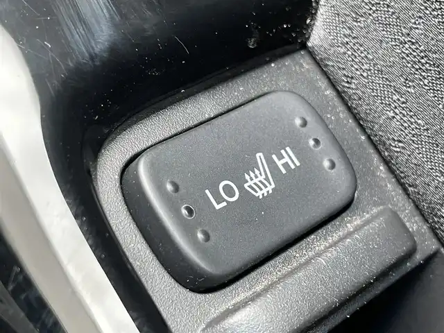 ホンダ オデッセイ ハイブリッド e:HEVアブソルート EX 大阪府 2021(令3)年 3.7万km プレミアムヴィーナスブラックP ホンダセンシング/両側パワースライドドア/純正10インチナビ/Bluetooth/HDMI/CD/DVD/フルセグTV/USB/フリップダウンモニター/マルチビューカメラシステム/ブラインドスポットモニター/パーキングセンサーシステム/前後ドライブレコーダー/純正デジタルインナーミラー/ビルトインETC/パワーバックドア/オットマン/DN席シートヒーター/DN席パワーシート/純正フロアマット/取扱説明書/保証書