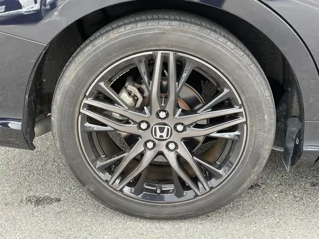 ホンダ オデッセイ ハイブリッド e:HEVアブソルート EX 大阪府 2021(令3)年 3.7万km プレミアムヴィーナスブラックP ホンダセンシング/両側パワースライドドア/純正10インチナビ/Bluetooth/HDMI/CD/DVD/フルセグTV/USB/フリップダウンモニター/マルチビューカメラシステム/ブラインドスポットモニター/パーキングセンサーシステム/前後ドライブレコーダー/純正デジタルインナーミラー/ビルトインETC/パワーバックドア/オットマン/DN席シートヒーター/DN席パワーシート/純正フロアマット/取扱説明書/保証書