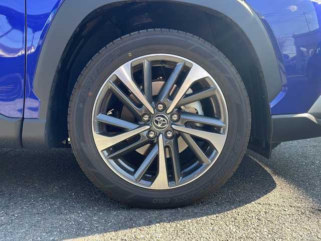 トヨタ カローラ クロス Z 東京都 2023(令5)年 0.4万km ダークブルーマイカM スマートキー/クルーズコントロール/ハンズフリーフォン/ETC2.0/純正ナビ/バックカメラ/LEDヘッドライト/フォグランプ/Bluetooth/ドリンクホルダー/運転席シートヒーター/助手席ヒートシーター/USB端子/安心降車アシスト