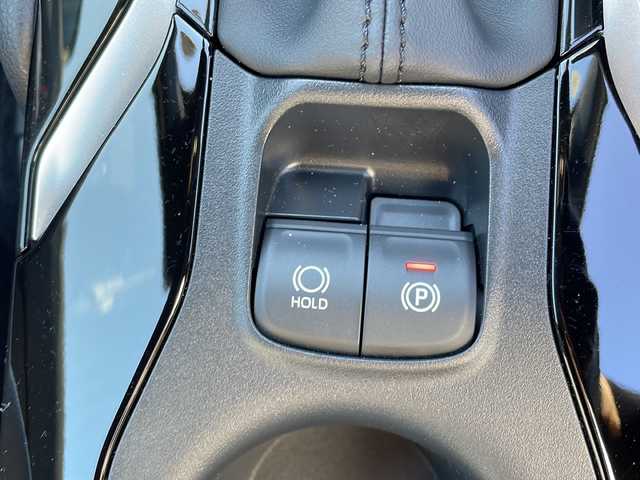 トヨタ カローラ クロス Z 東京都 2023(令5)年 0.4万km ダークブルーマイカM スマートキー/クルーズコントロール/ハンズフリーフォン/ETC2.0/純正ナビ/バックカメラ/LEDヘッドライト/フォグランプ/Bluetooth/ドリンクホルダー/運転席シートヒーター/助手席ヒートシーター/USB端子/安心降車アシスト