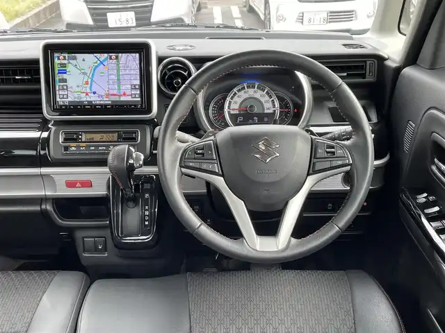 スズキ スペーシア カスタム XS ターボ 愛知県 2018(平30)年 11.9万km フェニックスレッドパール/ブルーイッシュブラックパール (株)IDOMが運営する【じしゃロン名古屋鳴海店】の自社ローン専用車両になりますこちらは現金またはオートローンご利用時の価格です。自社ローンご希望の方は別途その旨お申付け下さい/純正ナビ/フルセグTV/（BT/CD/DVD/USB）/全方位カメラ/両側パワースライドドア/ハーフレザーシート/運転席シートヒーター/衝突軽減ブレーキ/コーナーセンサー/横滑り防止機能/クルーズコントロール/HUD/オートライト/パドルシフト/ビルトインETC/後席サーキュレーター/リアサンシェード/プッシュスタート/ISOFIX/TVキャンセラー
