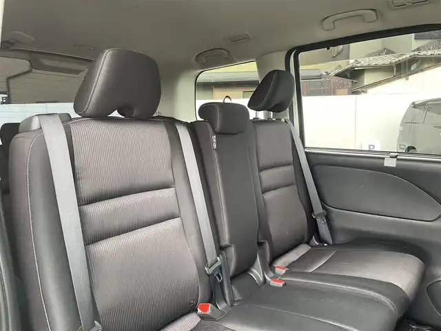 日産 セレナ ハイウェイスター 滋賀県 2016(平28)年 9.9万km ブリリアントホワイトパール (株)IDOMが運営する【じしゃロン草津店】の自社ローン専用車両になりますこちらは現金またはオートローンご利用時の価格です。自社ローンご希望の方は別途その旨お申付け下さい
