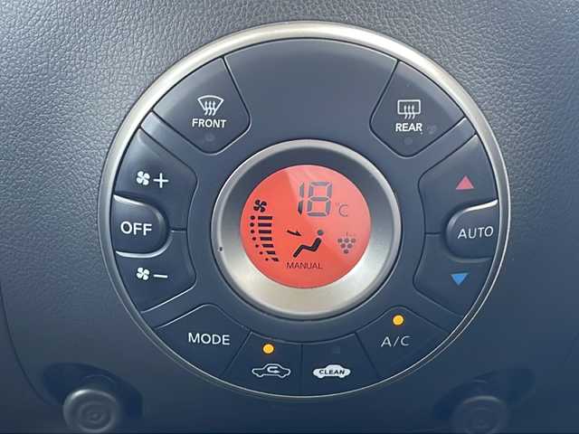 日産 キューブ 15X Vセレクション 三重県 2015(平27)年 8万km ブリリアントホワイトパール 純正7型ナビ(AM/FM/CD/DVD/TV/BT)/フルセグTV/バックカメラ/スペアキー/オートライト/前後ドライブレコーダー/アイドリングストップ/横滑り防止/純正フロアマット/電動格納ミラー/禁煙車