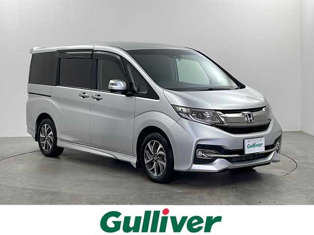 ホンダ ステップワゴン スパーダ クールスピリット 栃木県 2017(平29)年 4万km スーパープラチナメタリック 禁煙車/4WD/ホンダセンシング/・衝突軽減ブレーキ/・レーダークルーズコントロール/・レーンキープアシスト/社外メモリーナビ/・CD/DVD/フルセグ/BT/SD/前後ドライブレコーダー/電動サイドステップ/前席シートヒーター/ハーフレザーシート/後席オートエアコン/電動格納ミラー/ドアバイザー/保証書/取扱説明書