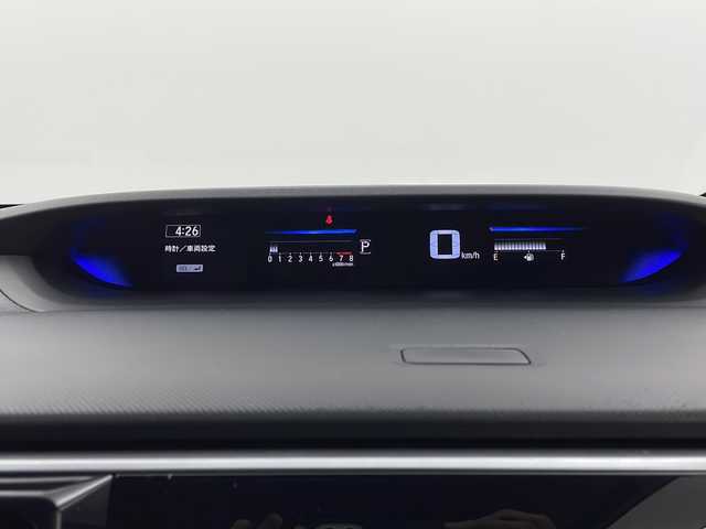 ホンダ ステップワゴン スパーダ クールスピリット 栃木県 2017(平29)年 4万km スーパープラチナメタリック 禁煙車/4WD/ホンダセンシング/・衝突軽減ブレーキ/・レーダークルーズコントロール/・レーンキープアシスト/社外メモリーナビ/・CD/DVD/フルセグ/BT/SD/前後ドライブレコーダー/電動サイドステップ/前席シートヒーター/ハーフレザーシート/後席オートエアコン/電動格納ミラー/ドアバイザー/保証書/取扱説明書