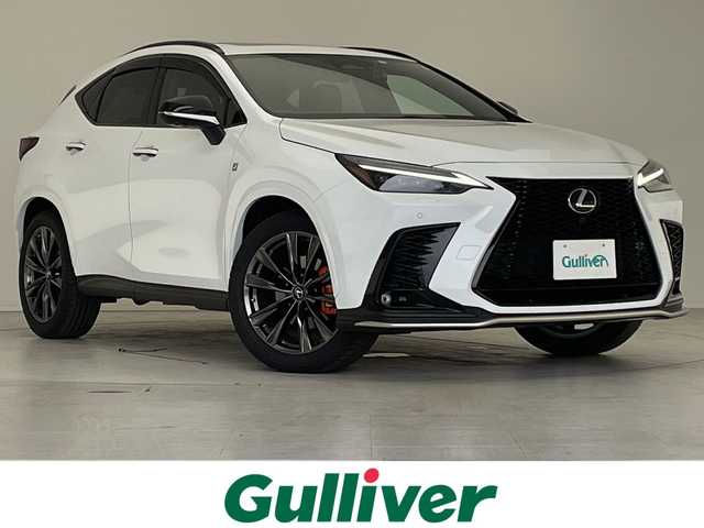 レクサス ＮＸ 350h Fスポーツ 愛知県 2023(令5)年 1.4万km ホワイトノーヴァガラスフレーク プリクラッシュセーフティーシステム/純正14型ディズプレイオーディオナビ/三眼LEDヘッドライト/サンルーフ/本革レザー/全方位カメラ/レーダークルーズコントロール/シートヒーター/エアシート/バックカメラ/電動リアゲート/パワーシート/ヘッドアップディスプレイ/コーナーセンサー/純正アルミホイール/ETC2.0/ブラインドスポットモニター/パドルシフト/ステアリングヒーター/インテリジェントミラー/レーンキープアシスト/オートマチックハイビーム/ドライブレコーダー/ワイヤレス充電機/フルセグ/Bluetooth/ステアリングスイッチ/スマートキー/プッシュスタート