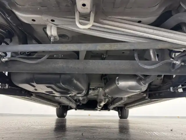 スズキ ワゴンＲ 20周年記念車 三重県 2014(平26)年 6.1万km パールホワイト ガソリン/FF/インパネCVT/CDプレイヤー DEH-490/（CD/FM/AM/iPod/USB/AUX）/ドライブレコーダー 前後/ETC/安全/・レーダーブレーキサポート/・ESP（横すべり防止装置）/・運転席・助手席エアバッグ/・ヒルホールドコントロール（坂道発進アシスト）/・セキュリティアラームシステム/・衝突安全ボディ/装備/・オートライト/・ディスチャージ（HID）ヘッドライト/・オートエアコン/・プッシュスタート/・電動格納式リモコンドアミラー/・アクセサリーソケット（DC12V）/・助手席シートアンダーボックス/・ベンチシート/・左右リヤシートスライド/・リヤワイパー/・純正15インチアルミホイール/・スマートキーx2/・保/取/オーディオ取/・パワーステアリング/・全ドアパワーウインドウ/など
