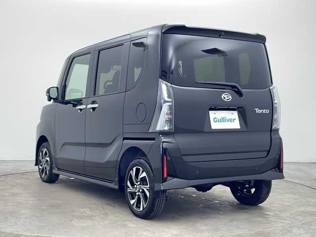 ダイハツ タント カスタム X 秋田県 2024(令6)年 0.1千km ブラックマイカメタリック ４ＷＤ/バックカメラ装着車両/両側パワースライドドア/ウェルカムオープン/前席シートヒーター/ハーフレザーシート/オートブレーキホールド/プッシュスタート/スマートキー/スペアキー/オートライト/リアサンシェード/ＬＥＤヘッドライト/オーディオレス