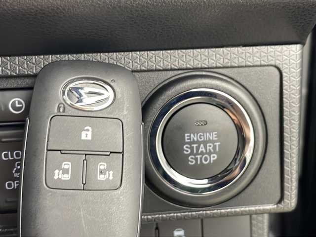 ダイハツ タント カスタム X 秋田県 2024(令6)年 0.1千km ブラックマイカメタリック ４ＷＤ/バックカメラ装着車両/両側パワースライドドア/ウェルカムオープン/前席シートヒーター/ハーフレザーシート/オートブレーキホールド/プッシュスタート/スマートキー/スペアキー/オートライト/リアサンシェード/ＬＥＤヘッドライト/オーディオレス