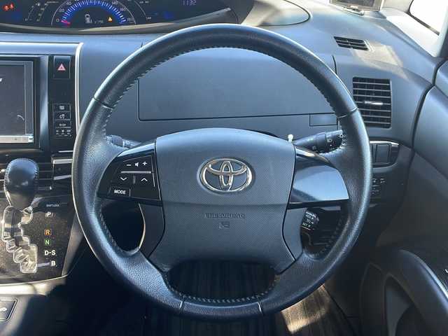 トヨタ エスティマ ハイブリッド アエラス プレミアムエディション 新潟県 2013(平25)年 9.3万km ホワイトパールクリスタルシャイン 純正メモリナビ/(AM/FM/Bluetooth/CD/DVD)/フルセグTV/バックカメラ/両側パワースライドドア/パワーシート(運転席)/アダプティブクルーズコントロール/オットマン/パワーバックドア/ETC/純正AW付サマータイヤ