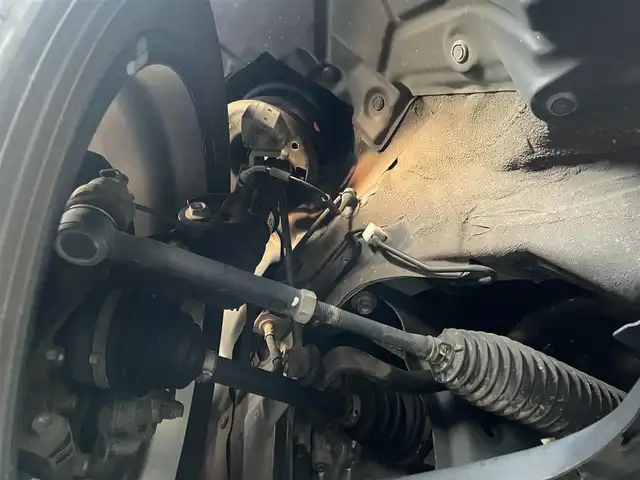 マツダ ＣＸ－３ 20S エクスクルーシブモッズ 滋賀県 2018(平30)年 4.4万km スノーフレイクホワイトパールマイカ 純正HDDナビ/(AM/FM/CD/DVD/フルセグ/Bluetooth/AUX)/バックカメラ/ビルトインETC/踏み間違い防止アシスト/ブレーキアシスト/プリクラッシュブレーキアシスト/ヒルスタート（坂道発進）アシスト/前方衝突防止支援システム/後側方衝突防止支援システム/TCS（トラクションコントロールシステム）/VDC（ビークルダイナミクスコントロール）/レーンキープアシスト/車間自動制御システム	/ASCD（オートスピードコントロール装置）/ABS（アンチロックブレーキシステム）/バックビューモニター/コーナー・バックセンサー（ソナー）/標識検知機能/運転席・助手席シートヒーター/電動格納ミラー/電子パーキング/ブレーキホールド/ステアリングスイッチ/ステアリングヒーター/パドルシフト/オートライト/オートハイビーム/LEDヘッドライト/フロントフォグ/フルオートエアコン/USB端子/プッシュスタート/スマートキー/純正フロアマット