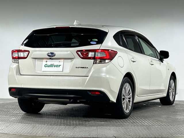 スバル インプレッサ スポーツ 1．6i－Lアイサイト 神奈川県 2017(平29)年 4.5万km クリスタルホワイトP 純正7型メモリーナビゲーション【MF-0206】/フルセグ　CD DVD　USB　iPod　AUX　Bluetooth　AM FM/バックカメラ/クリアビューパック/革巻きステアリングホイールセット/キーレスアクセス/プッシュスタート/アイサイトver3/ブラインドスポットモニター/全車速追従機能付クルーズコントロール/プリクラッシュブレーキ/アダブティブレーンキープ/AT誤発進/誤後進抑制制御/ふらつき警報/車線逸脱警報/歩行者発進お知らせ/アイドリングストップ/パドルシフト/純正前方ドライブレコーダー/ETC/電動パーキングブレーキ/ダウンヒルアシストコントロール/nanoe/SRH/純正リアスポイラー/LEDLiner/LEDヘッドランプ/オートライト/フロントフォグランプ/リアフォグランプ/ヘッドライトウォッシャー/純正16インチアルミホイール