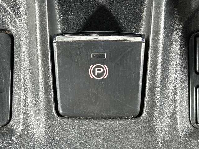 スバル インプレッサ スポーツ 1．6i－Lアイサイト 神奈川県 2017(平29)年 4.5万km クリスタルホワイトP 純正7型メモリーナビゲーション【MF-0206】/フルセグ　CD DVD　USB　iPod　AUX　Bluetooth　AM FM/バックカメラ/クリアビューパック/革巻きステアリングホイールセット/キーレスアクセス/プッシュスタート/アイサイトver3/ブラインドスポットモニター/全車速追従機能付クルーズコントロール/プリクラッシュブレーキ/アダブティブレーンキープ/AT誤発進/誤後進抑制制御/ふらつき警報/車線逸脱警報/歩行者発進お知らせ/アイドリングストップ/パドルシフト/純正前方ドライブレコーダー/ETC/電動パーキングブレーキ/ダウンヒルアシストコントロール/nanoe/SRH/純正リアスポイラー/LEDLiner/LEDヘッドランプ/オートライト/フロントフォグランプ/リアフォグランプ/ヘッドライトウォッシャー/純正16インチアルミホイール