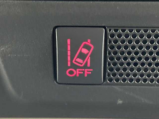 スバル インプレッサ スポーツ 1．6i－Lアイサイト 神奈川県 2017(平29)年 4.5万km クリスタルホワイトP 純正7型メモリーナビゲーション【MF-0206】/フルセグ　CD DVD　USB　iPod　AUX　Bluetooth　AM FM/バックカメラ/クリアビューパック/革巻きステアリングホイールセット/キーレスアクセス/プッシュスタート/アイサイトver3/ブラインドスポットモニター/全車速追従機能付クルーズコントロール/プリクラッシュブレーキ/アダブティブレーンキープ/AT誤発進/誤後進抑制制御/ふらつき警報/車線逸脱警報/歩行者発進お知らせ/アイドリングストップ/パドルシフト/純正前方ドライブレコーダー/ETC/電動パーキングブレーキ/ダウンヒルアシストコントロール/nanoe/SRH/純正リアスポイラー/LEDLiner/LEDヘッドランプ/オートライト/フロントフォグランプ/リアフォグランプ/ヘッドライトウォッシャー/純正16インチアルミホイール