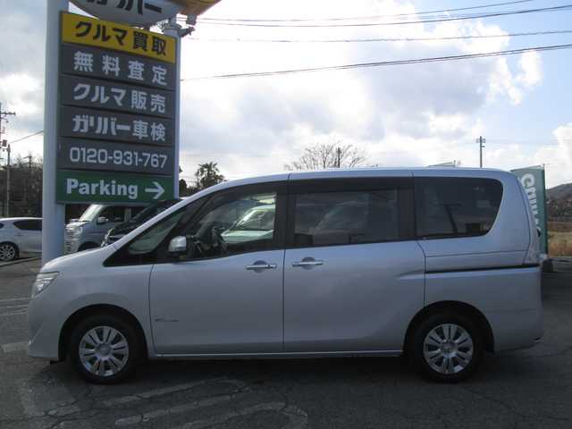 日産 セレナ