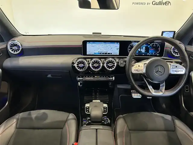 メルセデス・ベンツ ＣＬＡ２００ｄ Sブレーク AMGライン 福岡県 2019(令1)年 3.8万km デジタルホワイト レーダーセーフティーパッケージ/・アダプティブディスタンスアシスト/・アクティブブレーキアシスト/・アクティブブラインドスポットアシスト/アドバンスパッケージ/・360°カメラシステム/・ヘッドアップディスプレイ/・アドバンスドサウンドシステム/純正ナビ/フルセグTV/Bカメラ/全周囲カメラ/Bluetooth/ドラレコ/アンビエントライト/メモリ付パワーシート/シートヒーター/フットトランクオープナー/ETC/オートライト