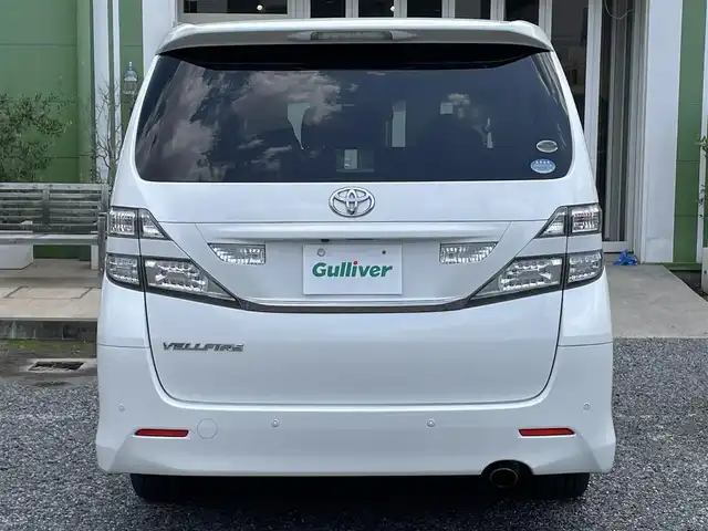 トヨタ ヴェルファイア 2．4Z プラチナセレクションⅡ 埼玉県 2010(平22)年 11.9万km ホワイトパールクリスタルシャイン Wサンルーフ/純正ナビTV/社外フリップダウンモニター/バックカメラ/両側パワースライドドア/パワーバックドア/ビルトインETC/前後ドライブレコーダー/横滑防止装置/クリアランスソナー/純正アルミホイール/二列目オットマン/プッシュスタート/オートライト/HID ヘッドライト/取扱説明書