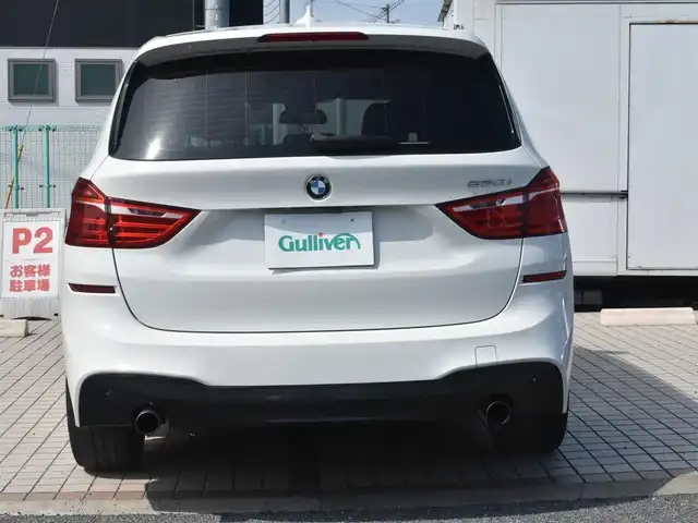 ＢＭＷ ２２０ｉ グランツアラー Mスポーツ 神奈川県 2016(平28)年 5.7万km アルピンホワイトⅢ 2.0ターボ/純正HDDナビ/(DVD/Bluetooth/USB/MSV)/バックカメラ/パワーバックドア/ドライビングアシスト/オートエアコン/ハニカムメッシュフロントエアロバンパー/LEDヘッドライト/スマートキー/前後ドライブレコーダー/ETC/横滑り防止機能/純正18インチアルミホイール/カーテンエアバック/スペアキー/保証書/取扱説明書