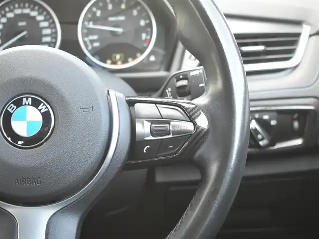 ＢＭＷ ２２０ｉ グランツアラー Mスポーツ 神奈川県 2016(平28)年 5.7万km アルピンホワイトⅢ 2.0ターボ/純正HDDナビ/(DVD/Bluetooth/USB/MSV)/バックカメラ/パワーバックドア/ドライビングアシスト/オートエアコン/ハニカムメッシュフロントエアロバンパー/LEDヘッドライト/スマートキー/前後ドライブレコーダー/ETC/横滑り防止機能/純正18インチアルミホイール/カーテンエアバック/スペアキー/保証書/取扱説明書