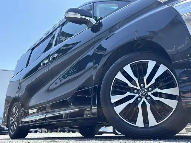 トヨタ ヴェルファイア Z Gエディション 熊本県 2018(平30)年 7.1万km ブラック ワンオーナー/モデリスタフルエアロ/モデリスタマフラー/モデリスタミラーガーニッシュ/モデリスタバックドアガーニッシュ/純正ディーラーナビ(NSZT-Y66T)/【フルセグTV/CD/DVD/Bluetooth】/バックカメラ/純正フリップダウンモニター(V12T-R66C)/両側パワースライドドア/衝突被害軽減システム/レーンキープアシスト/レーダークルーズコントロール/コーナーセンサー/合皮シート/前席パワーシート（D席メモリ付き）/前席シートヒーター/前席エアーシート/２列目オットマン/ハンドルヒーター/パワーバックドア/純正18インチアルミホイル/オートLEDライト/オートマチックハイビーム/ビルトインETC/純正フロアマット/横滑り防止装置/盗難防止装置/取扱説明書/保証書