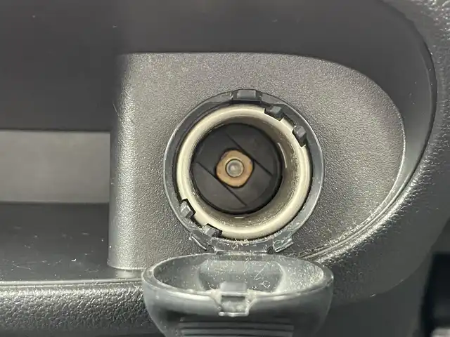 ダイハツ タント カスタム X トップED SAⅡ 岡山県 2017(平29)年 9.3万km パールホワイトⅢ 登録時走行距離92658km/社外7インチナビ/地デジTV(AM.FM.CD.DVD.TV)/片側パワースライドドア/バックカメラ/クリアランスソナー/衝突軽減ブレーキ/オートライト/アイドリングストップ/横滑り防止装置/14インチ純正AW/純正フロアマット/プッシュスタート