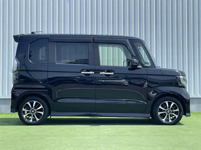ホンダ Ｎ ＢＯＸ カスタム G L ホンダセンシング 香川県 2019(平31)年 4.5万km クリスタルブラックパール ワンオーナー/8型ナビ フルセグTV CD BT/バックカメラ/ビルトイン ETC/パワースライドドア/スマートキー 2個/衝突被害軽減ブレーキ/レーダークルーズコントロール/レーンアシスト/オートマチックハイビーム/LEDオートヘッドライト/フォグライト/ステアリングリモコン/横滑り防止/W サイド カーテン エアバッグ/保証書 取説 ナビ取説/禁煙車