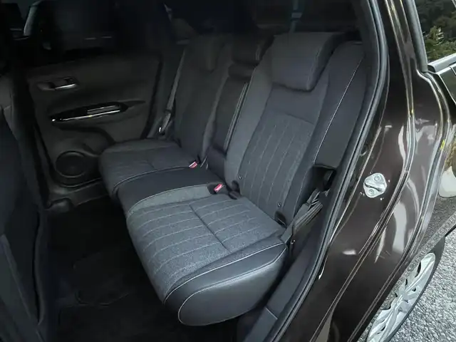 ホンダ フィット e:HEVホーム 埼玉県 2020(令2)年 2.2万km プレミアムグラマラスブロンズP 純正ナビTV/バックカメラ/前後ドラレコ/ETC/クリアランスソナー/オールシーズンタイヤ/プッシュスタート/スマートキー/走行２１１５３キロ/保証書付整備手帳/取扱説明書
