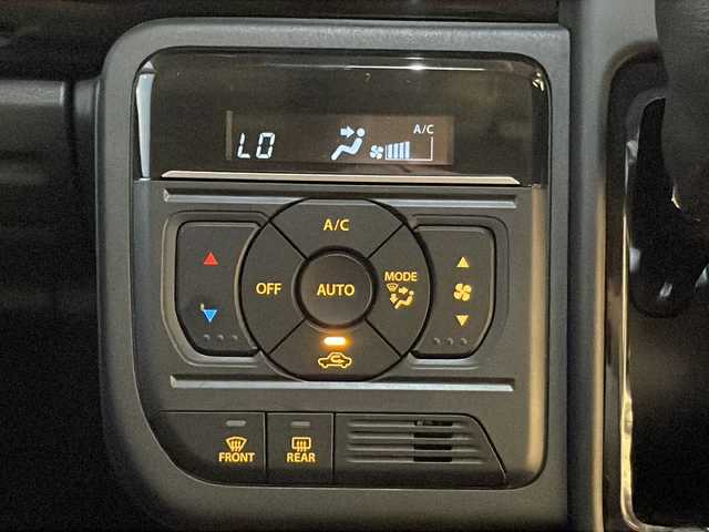 スズキ スペーシア カスタム HYBRID XS 福岡県 2025(令7)年 0.1万km ピュアホワイトP 純正9インチナビ/　（AppleCarPlay/FM/AM/フルセグ/Bluetooth)/全方位カメラ/HUD/ステアリングヒーター/ヘッドライトレベライザー/両側パワースライドドア/レーダークルーズコントロール/革巻きステアリング/ディーラーOPフロアマット/ディーラーOPドアハンドルプロテクター/シートヒーター/横滑り防止装置/コーナーセンサー/レーンキープアシスト/衝突軽減システム/オートライト/LEDライト/純正ホイール/電格ミラー