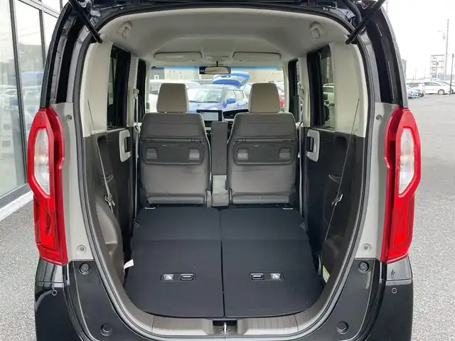 ホンダ Ｎ ＢＯＸ L 道央・札幌 2021(令3)年 3.5万km クリスタルブラックパール ４WD/純正ディーラーOPナビ/CD/DVD/BT/フルセグ/衝突被害軽減ブレーキ/横滑り防止装置/アダプティブクルーズコントロール/レーンキープアシスト/リアパーキングセンサー/バックカメラ/ドライブレコーダー/アイドリングストップ/ECONモード/片側パワースライドドア/前席シートヒーター/ステアリングリモコン/プッシュスタート/スマートキー/LEDヘッドライト/オートライト/ヘッドライトレベライザー/電動格納ミラー/ヒーテッドドアミラー/ウィンカーミラー/純正フロアマット/ドアバイザー/スペアキー