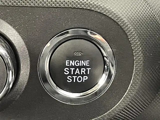 トヨタ ライズ Z 熊本県 2023(令5)年 1.5万km スムースグレーマイカメタリック 純正ナビNMZK-W73D（ＣＤ・ＤＶＤ・フルセグ・ＢＴ）/バックカメラ　/純正前方ドライブレコーダー　/ビルトインＥＴＣ2.0　/前後クリアランスソナー　/前席シートヒーター　/スマートアシスト/・衝突軽減ブレーキ/・先行車発進お知らせ機能/・オートハイビーム/・車線逸脱警報/・前後誤発進抑制機能/・アダブティブクルーズコントロール/横滑り防止/アイドリングストップ/電動パーキング/ブレーキホールド/純正フロアマット/純正17インチAW/オートライト/LEDヘッドライト/フォグランプ/スマートキー/プッシュスタート/スペアキー１本/保証書/取扱説明書