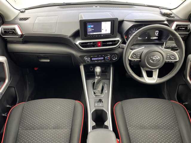 トヨタ ライズ Z 岐阜県 2024(令6)年 2.9万km シャイニングホワイトパール メモリーナビ/Bluetooth/USB/AM/FM/バックモニター/衝突軽減ブレーキ/レーンキープアシスト/クリアランスソナー/レーダークルーズコントロール/シートヒーター/ETC/ドライブレコーダー/電動パーキングブレーキ/ブレーキホールド/ステアリングスイッチ/オートLEDヘッドライト/フォグランプ/電動格納ミラー/オートリトラミラー/MTモード付/純正17インチアルミホイール/スマートキー/プッシュスタート