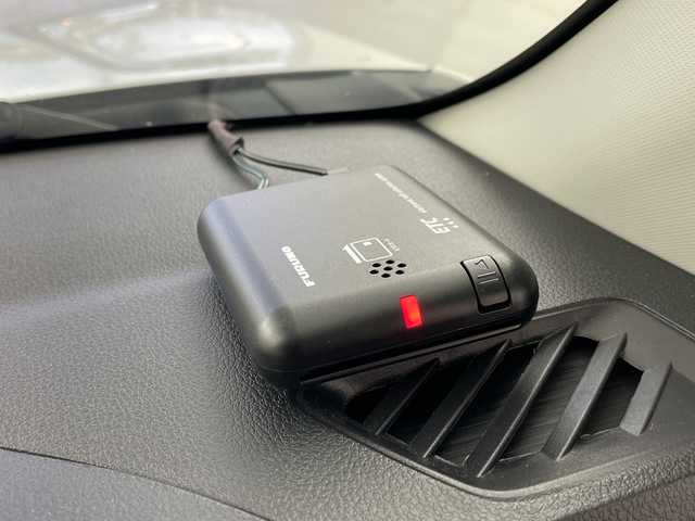 トヨタ ライズ Z 岐阜県 2024(令6)年 2.9万km シャイニングホワイトパール メモリーナビ/Bluetooth/USB/AM/FM/バックモニター/衝突軽減ブレーキ/レーンキープアシスト/クリアランスソナー/レーダークルーズコントロール/シートヒーター/ETC/ドライブレコーダー/電動パーキングブレーキ/ブレーキホールド/ステアリングスイッチ/オートLEDヘッドライト/フォグランプ/電動格納ミラー/オートリトラミラー/MTモード付/純正17インチアルミホイール/スマートキー/プッシュスタート