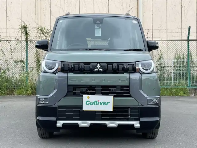 三菱 デリカミニ T プレミアム 東京都 2025(令7)年 0.1万km未満 緑 届出済未使用車/純正ディスプレイオーディオ/マルチアラウンドモニター/衝突被害軽減/車線逸脱警報/シートヒーター/両側パワースライドドア/ステアリングヒーター/ステアリングスイッチ/スマートキー